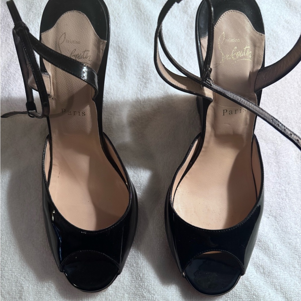 Red Bottom Black Patent Leather Women's Shoes
